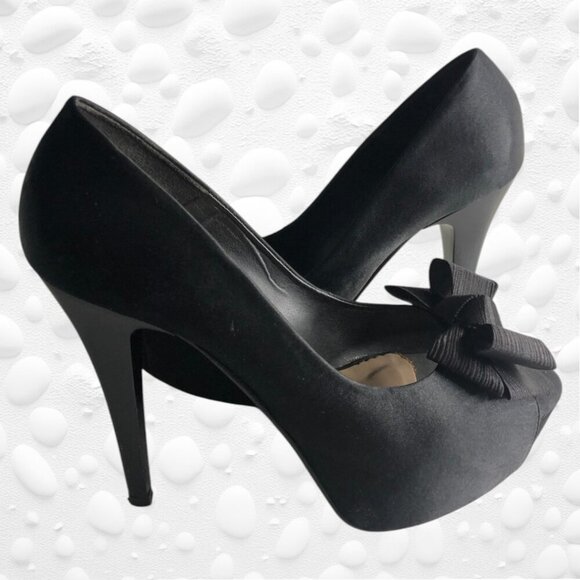 ๐ Westies "Tracy" Black Satin Stilettos - Size 7 ๐ - Picture 3 of 9